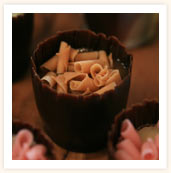Caramel ganache in large cups
