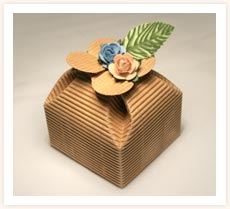 Leaved Box with Roses