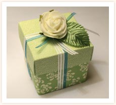 Green Vintage Favour with Rose